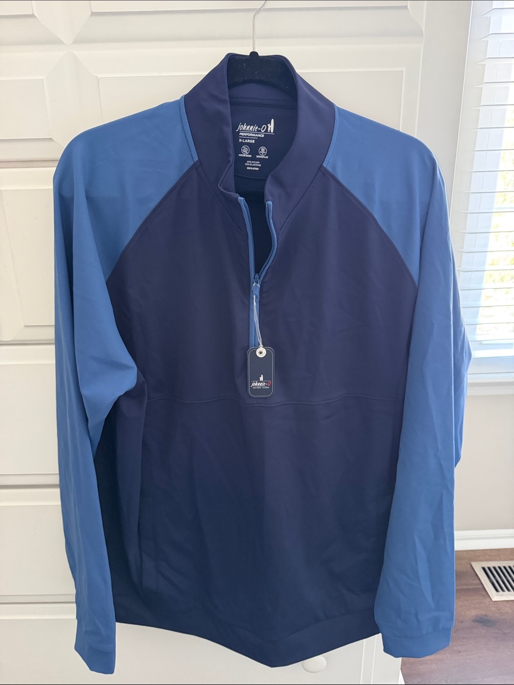 johnnie-O Navy & Light Blue Quarter-Zip Windbreaker